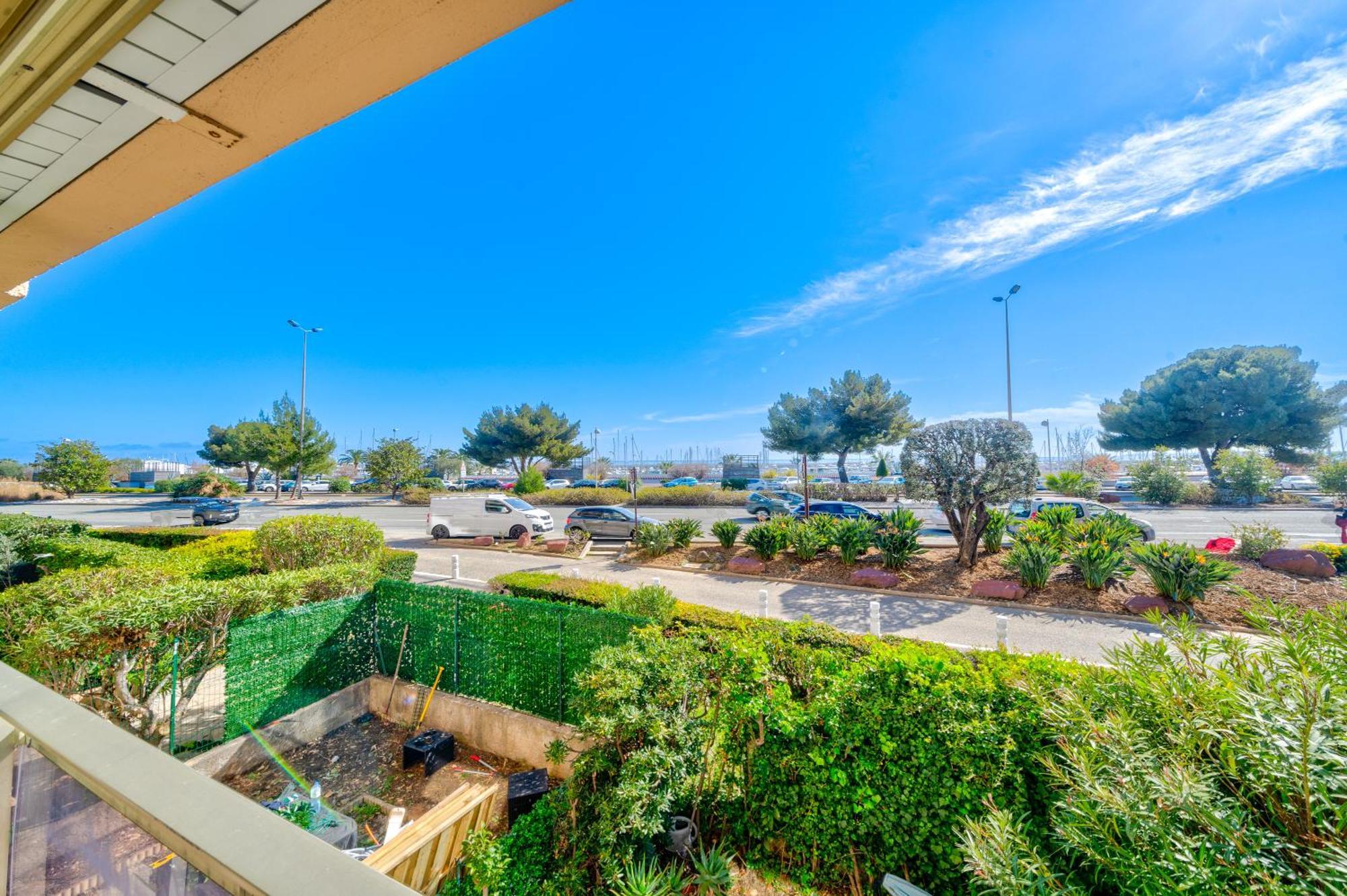 Magnifique 2 Pieces Vue Mer - Parking Proche Plage Saint-Laurent-du-Var Dış mekan fotoğraf